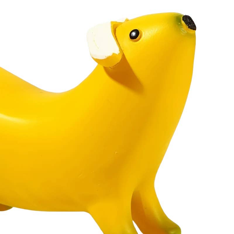 Kreative Dackel-Figur in Bananen-Design