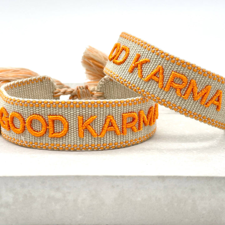 GOOD KARMA Statement Armband gewebt, bestickt