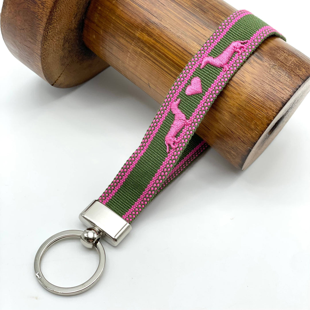 DACKEL Schlüsselanhänger Keychain bestickt