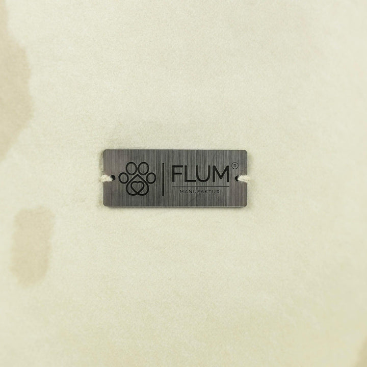 Cow Couture – 04 Label