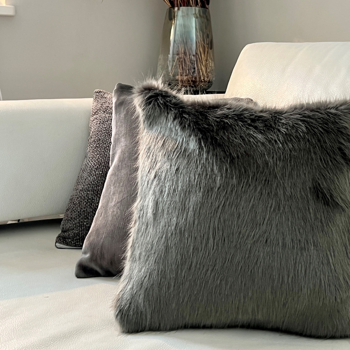 Bouclé Stone Love