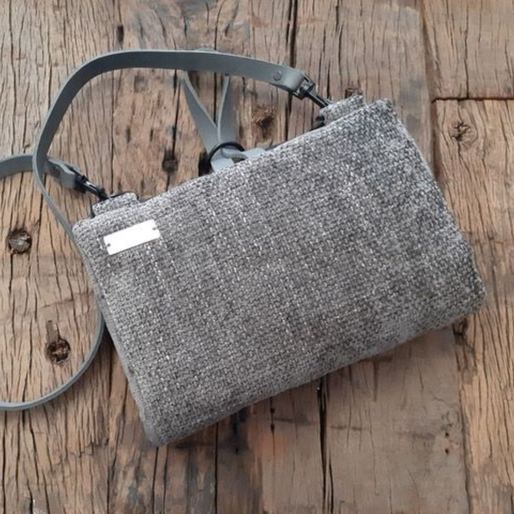 FLUM Travel Blankets